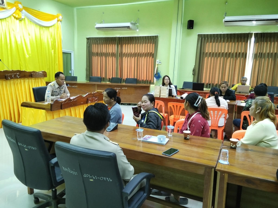 วันจันทร์ที่ 26 มกราคม 2569 นายปุญญพัฒน์ โชตินอก ปลัดองค์การบริหารส่วนตำบล ปฏิบัติหน้าที่ นายกองค์การบริหารส่วนตำบลห้วยข่า เป็นประธานในพิธีเปิดโครงการอบรมโครงการบ้านมั่นคงชนบทตำบลห้วยข่า